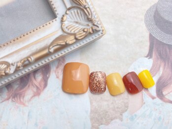 ネイルサロン&スクール ジーナ(GINA)/マスタードカラーネイル