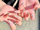 Hand.. glamorous