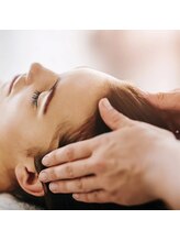 トゥジュール バイ ボウケンフライ(toujours by Bokenfly)/【ヘッドスパ】【背中】【首】