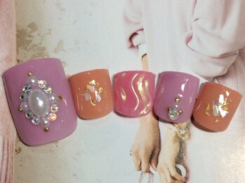 ネイルサロン リリオ(Nail Salon Ririo)/キラキラ×ガーリーフットネイル