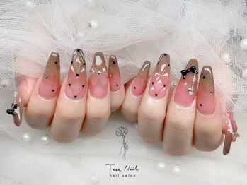 テセネイル(Tese Nail)/ピンク×ブラウングラデーション