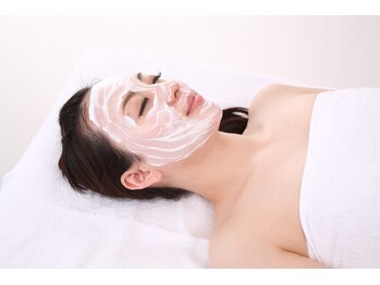 ブランジュ(BLANGE)/肌質&お悩みに合わせたFacial