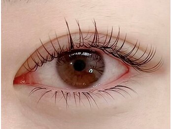 スリール(sourire)の写真/高持続・毛質改善なまつげパーマで、あなたの目元に自信をプラス！理想のデザインをご提案♪