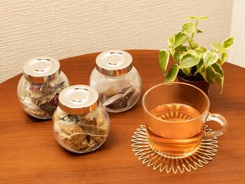アーヴォ(avvo)/施術前後にハーブティーをご用意