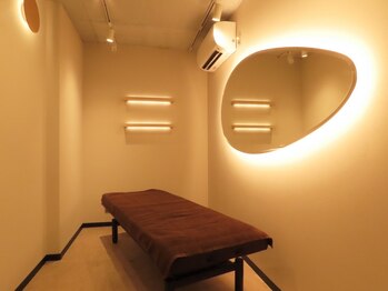 リノ バイ アクト(LINO by ACT)の写真/【表参道4分】贅沢空間×本格インド式オイルマッサージ/ヘッドスパで心身ともに癒される極上体験を