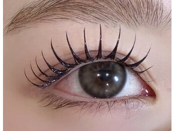 ジェイフェリーク(J Feerique)の写真/【女子力アップ】高技術でモチの良いまつ毛をご提供☆マツエク/まつ毛パーマでメイク時間短縮＆モテeyeに◎