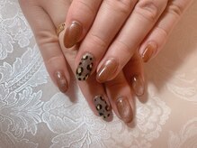 レイネイル(Reinail)/ヒョウ柄×マグネット