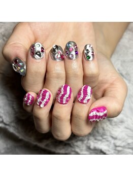 マイオティック ネイル(miotic nail)/個性派アシンメトリーネイル