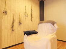 マドンナリリー(Madonna Lily)の雰囲気（一席一席仕切られた個室空間♪極上の癒しのお時間をご提供☆）