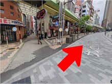 ヘイリーブロウ 三宮店/【2】道案内