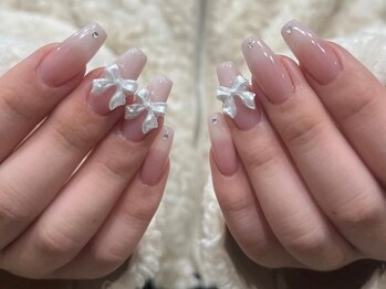 アイアヴァンス 神戸三宮店(Eye AVANCE.)の写真/《阪急三宮すぐ♪》ちゅるん韓国ネイルはお任せ！美爪&美フォルムが叶うフィルイン施術も嬉しい◎