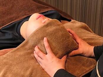 ラジュローズ エレガンス(La joue rose elegance)の写真/眼精疲労,首,肩こりにお悩みの方必見【☆新メニュー☆肩・首・腕・デコルテリンパ30分＆ヘッド30分￥6400】