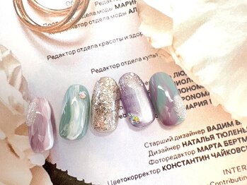 フルールソンネイル(fleur son nail)/8月定額トレンドアート