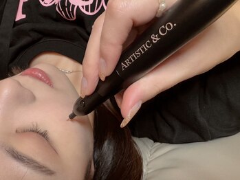 ロヴィ 盛岡店(Rovie)の写真/新メニュー登場!最先端のシミケアマシン導入♪高周波を利用して透明感のある美肌に◎まつ毛とのセットも!