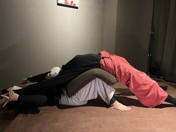 クサラ ハーン 淀屋橋本店/タイ古式マッサージストレッチ☆