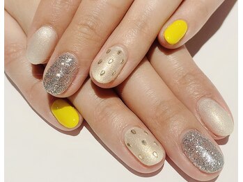 カラン 焼津店(CALIN)/イエローニュアンス