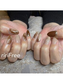リリフリー(riri Free)/ニュアンスネイル