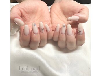 ヒールネイル(heal nail)/くすみwhite×cheek×heart.