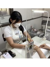 ネイルサロンヘヴン 国分店(Nail SaLoN Heaven) 四元