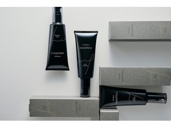 ラウ(Lau)/シルキーエマルジョン