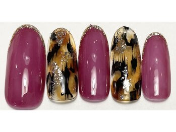 ヘアーアンドネイル ルシア(Hair&Nail Lucia)/秋冬アニマル柄ネイル