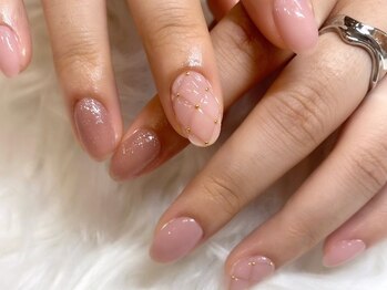 ミラン 上尾(miRAN)/キルティングガーリーネイル