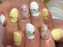 ネイルネイル 南森町店(nailnail)/イエローが際立つ♪