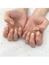 サロンドウイ(salon de OUI)/大理石ネイル