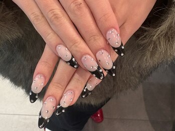 ザ コースト バイ ネオリーブ(The coast by neolive)/フレンチネイル　担当:sayaka