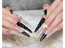 サリーネイルラボ(Sully Nail Lab)/キラキラパーツ付けネイル