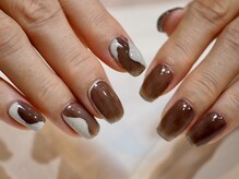 ミーナネイル(miinanail)/透け感ブラウン&サンドネイル