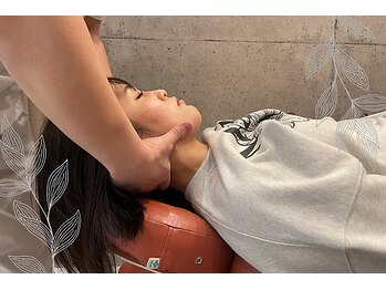 みらい接骨院 鍼灸院 エミアス(EMIAS)/ストレートネック対策に