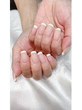 エクラ(eclat)/清潔感溢れるフレンチネイル