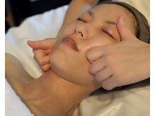 気になる部位は電気の力でぐいぐいリフトアップ♪