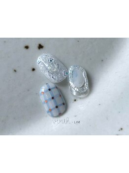 手描きアートが得意なサロン