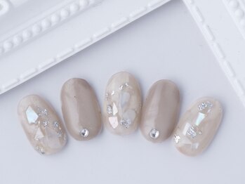 ピュアネス(PURENESS)/大人の上品ネイル！