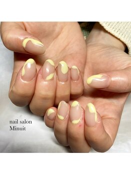 うねうねニュアンスネイル