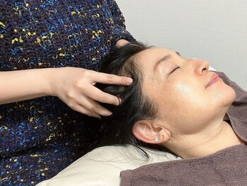 ネイルサロンモーリー(Mooori)の写真/究極の寝落ち体験を-。 快楽ホルモンが生成される頭部の「筋膜」にヘッドスパテクニックを使いアプローチ