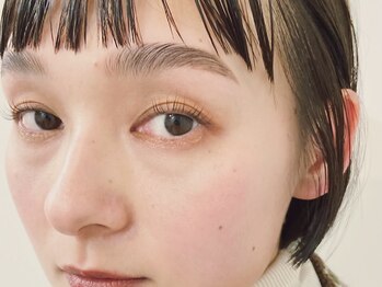 ヨソイ(yosoy)の写真/[眉毛パーマ＋ワックス]ハリウッドブロウリフトで印象的な眉を纏う＊立体眉でハッと目を引くモードな顔に◎