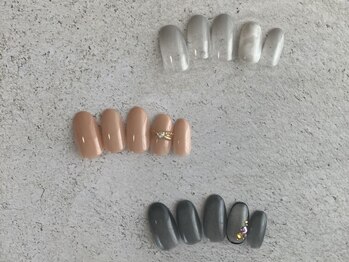 ジェルネフェル(LaDjernefer)の写真/【駅徒歩1分で通いやすい★】お仕事柄派手なネイルはできない方必見！シンプルだけど上品キレイな指先に＊