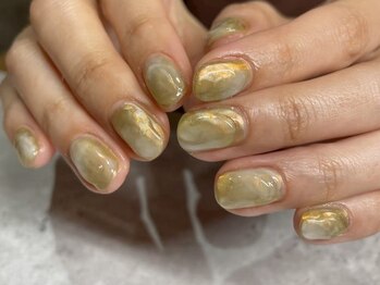 サトリネイルルーム 西宮北口(satori nail room)の写真/ネイル初めてさんも豊富なニュアンスデザインにワクワク★【サンプルから選ぶ/more art ¥7000～】
