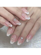 クイーンズビューティーサロン 歌舞伎町店(Queen's beauty salon)/長さだし　フレンチ　パラジェル