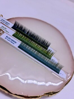 ティディーネスト(Tidynest)/グリーン系カラーエクステ