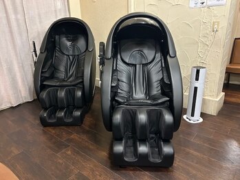 楽(ラク)/最新マッサージチェア