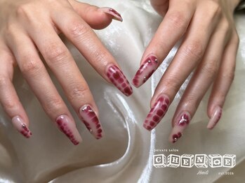 シェノエ ネイルズ(Chenoe Nails)/海外トレンドニュアンスネイル