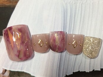 ネイルサロン リリオ(Nail Salon Ririo)/大人オパール風フットネイル