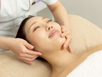 ハピスリー(Hapisley)の写真/年齢とともに深くなってきたシワ/目元のたるみ・クマにお悩みの方必見★完全個室完備で相談しやすさ◎