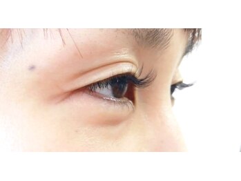 ナウラ アイラッシュ(nauraa eyelash)/