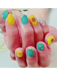 ひまわりネイル 平日やり放題