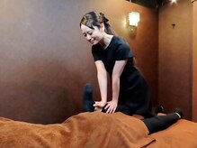 リスブラン 銀座新富町店/大腿四頭筋のストレッチ